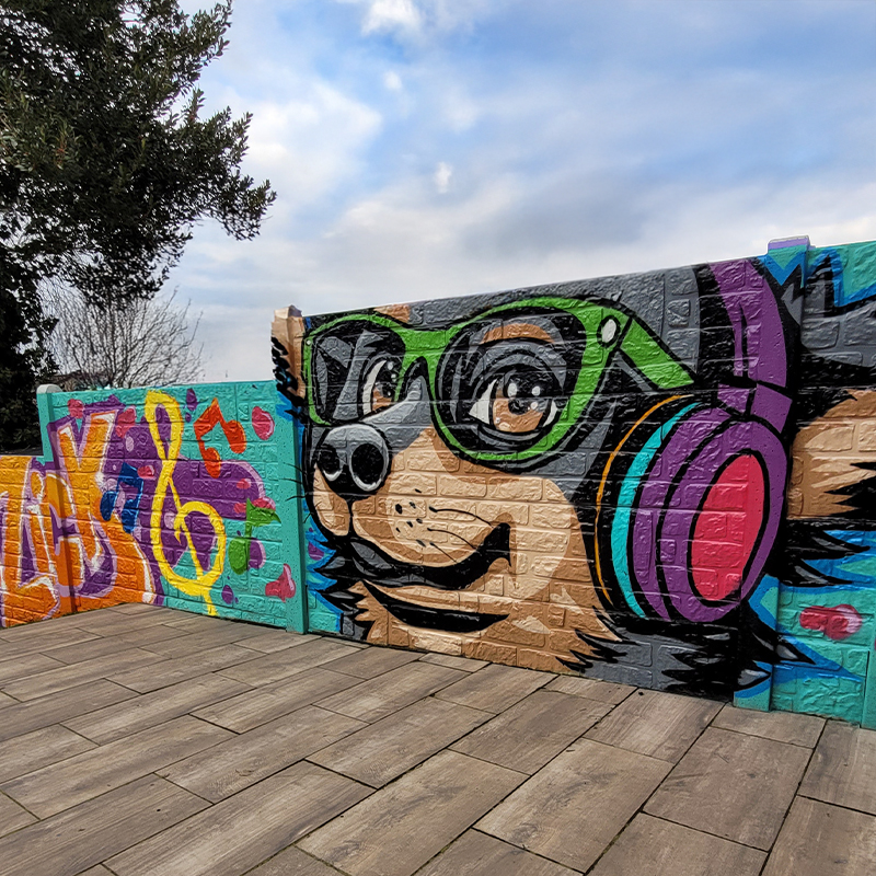 Graffiti Hund Bibo von Michael Esser auch Gartenmauer